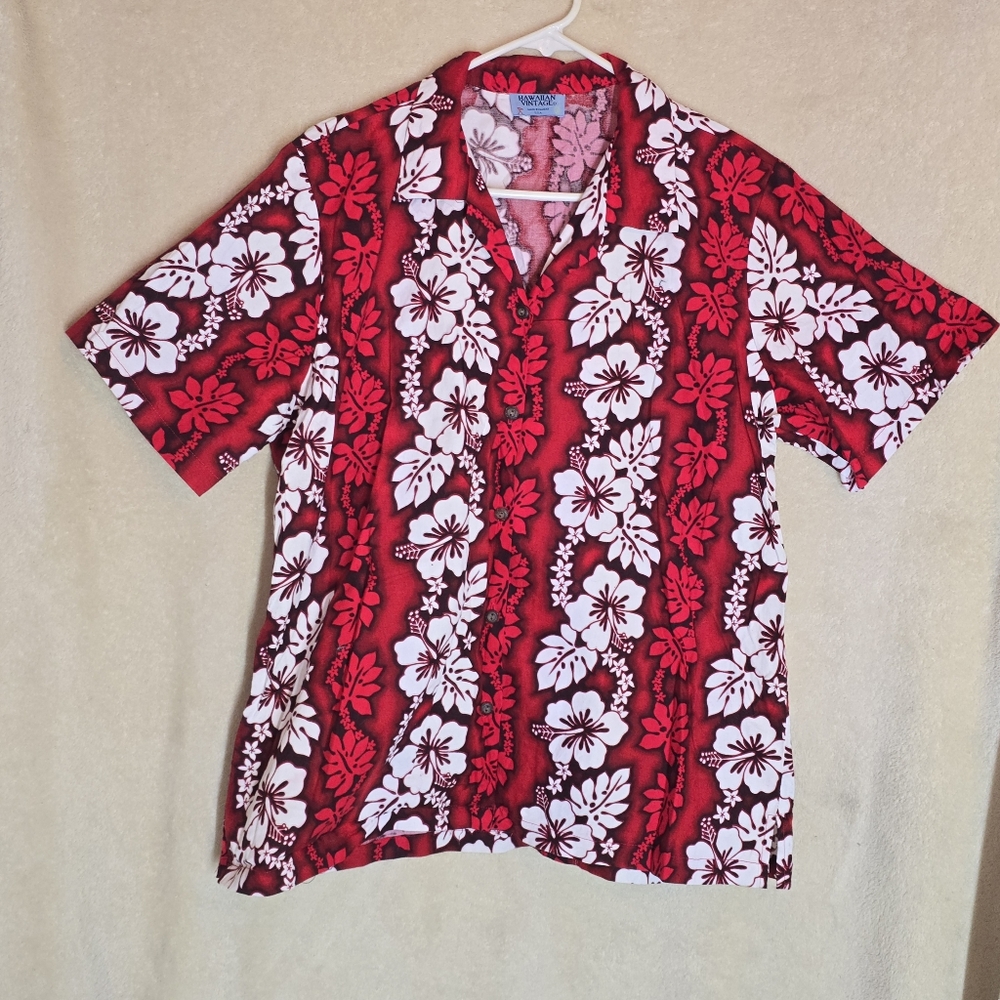 Hawaii Button Down Shirt Short Sleeve Hawaiian Vintage Red/White Floral Tribal M